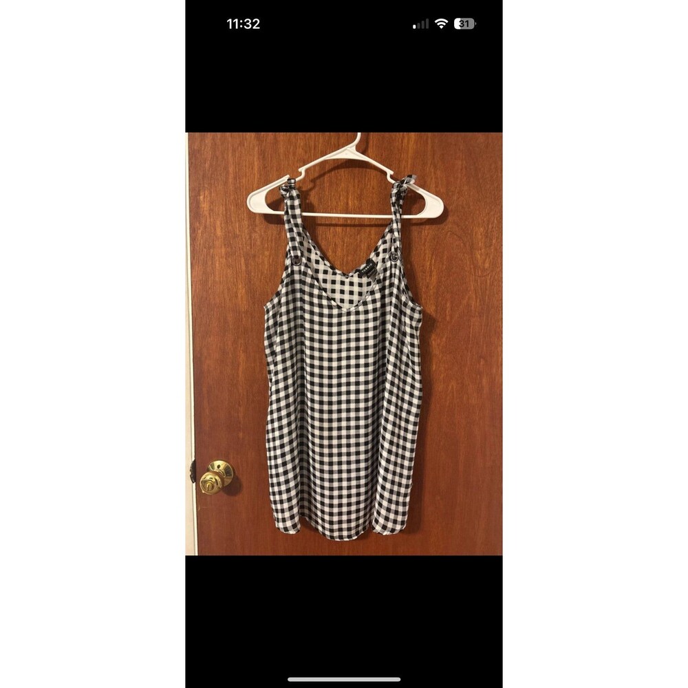 Torrid Shirt Size 1